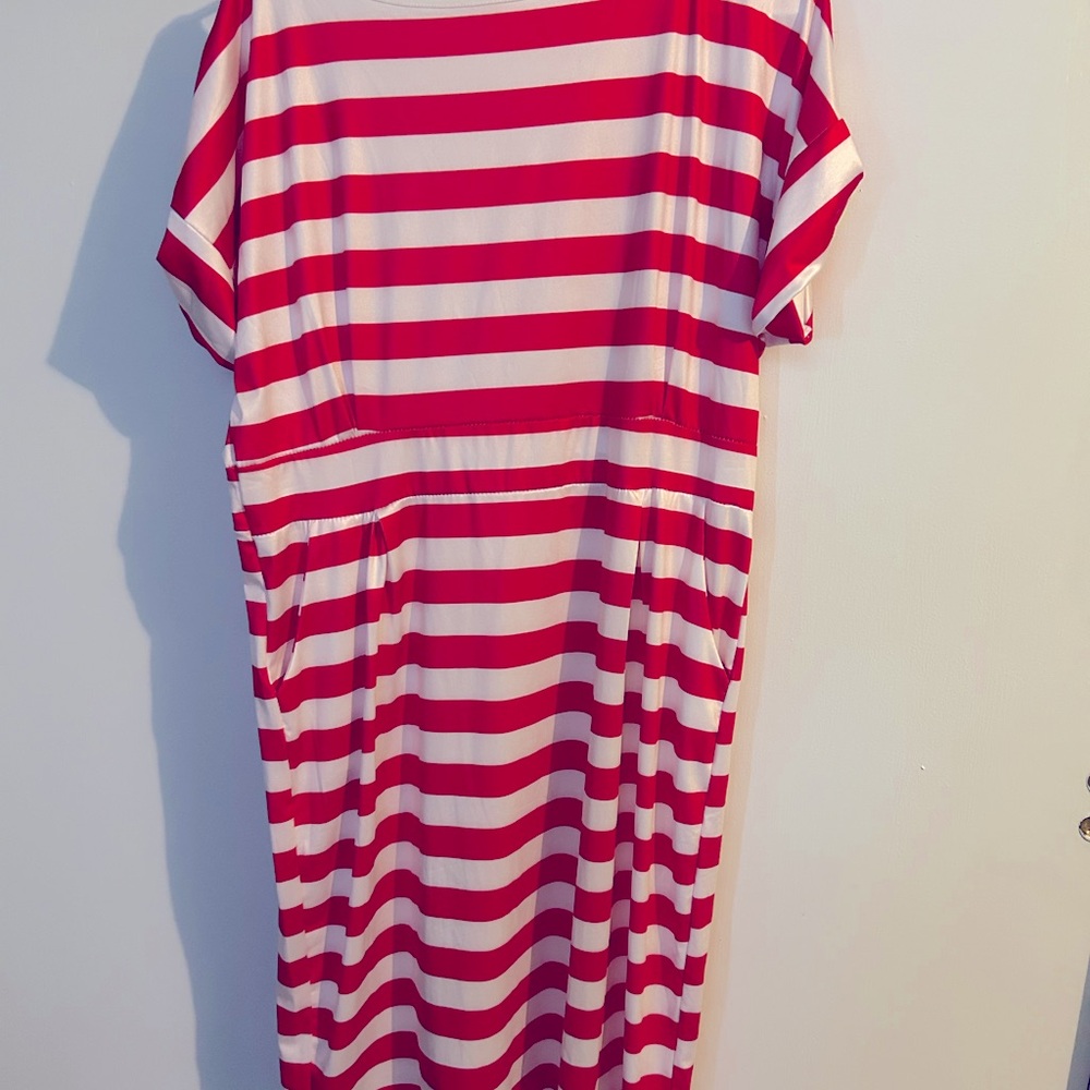Women’s  new red striped dress
